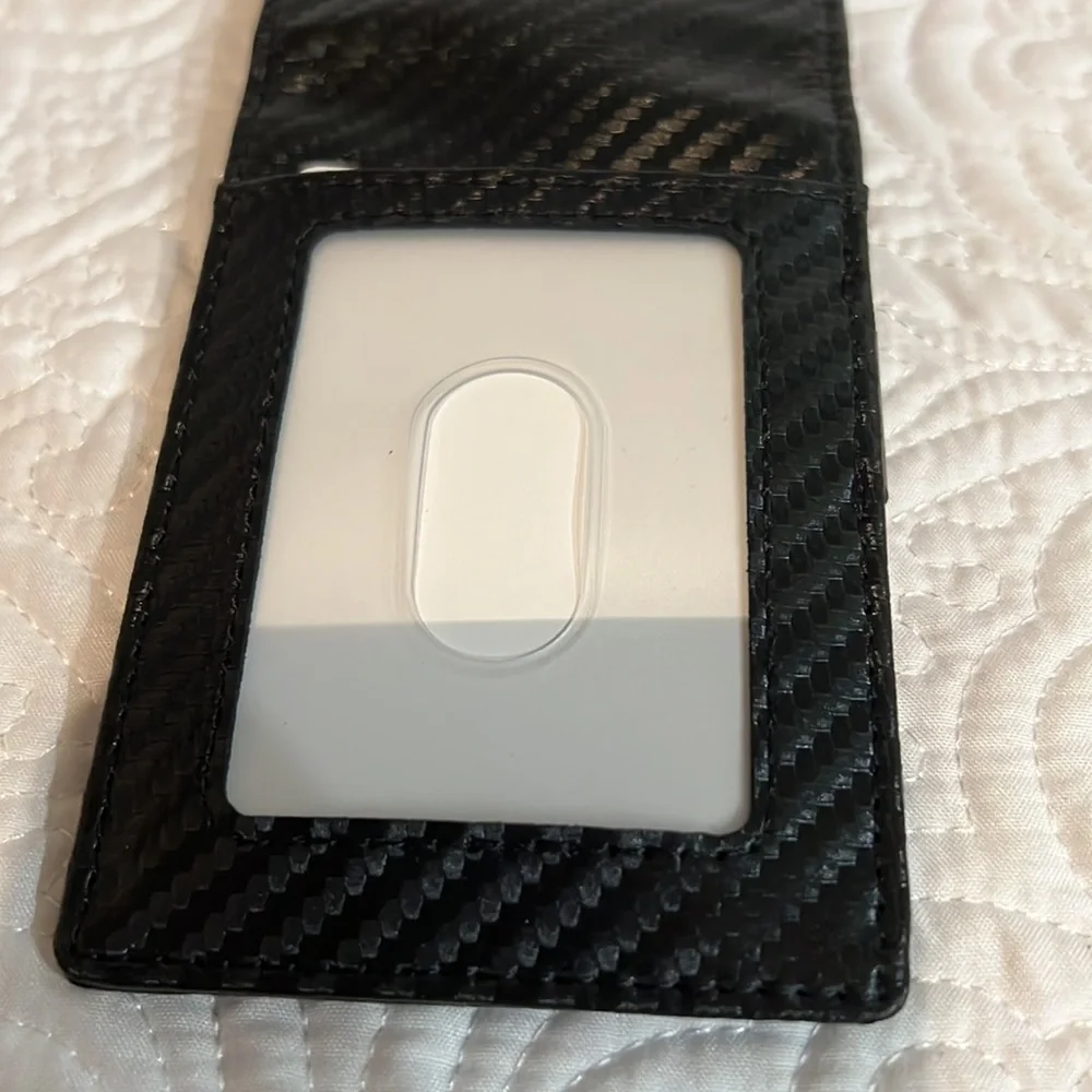 Slim‎ wallet with money clip, NWOT